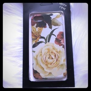 NWT IPhone 8 7 rose flower case